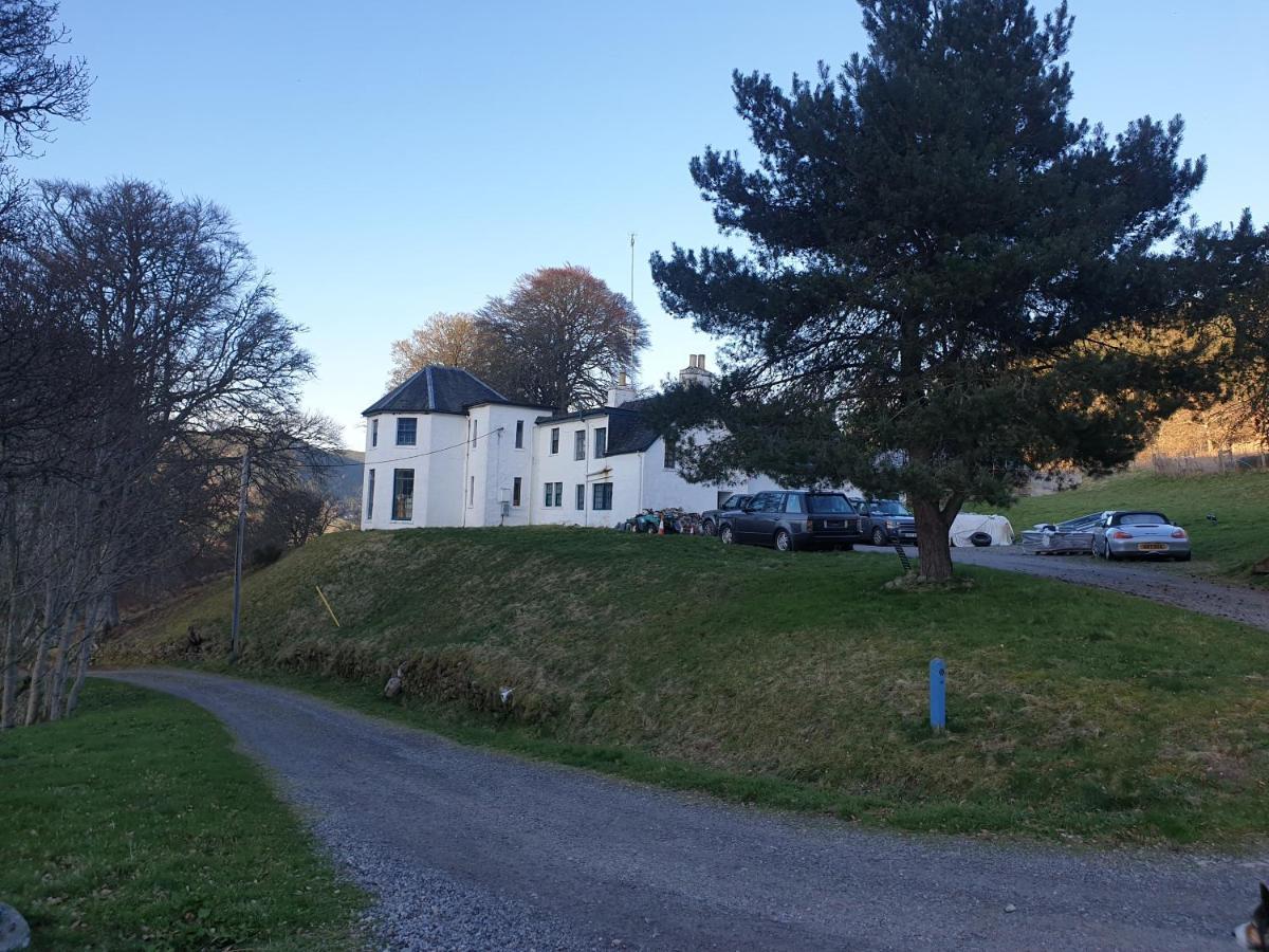 Clunebeg Lodge Drumnadrochit Bagian luar foto