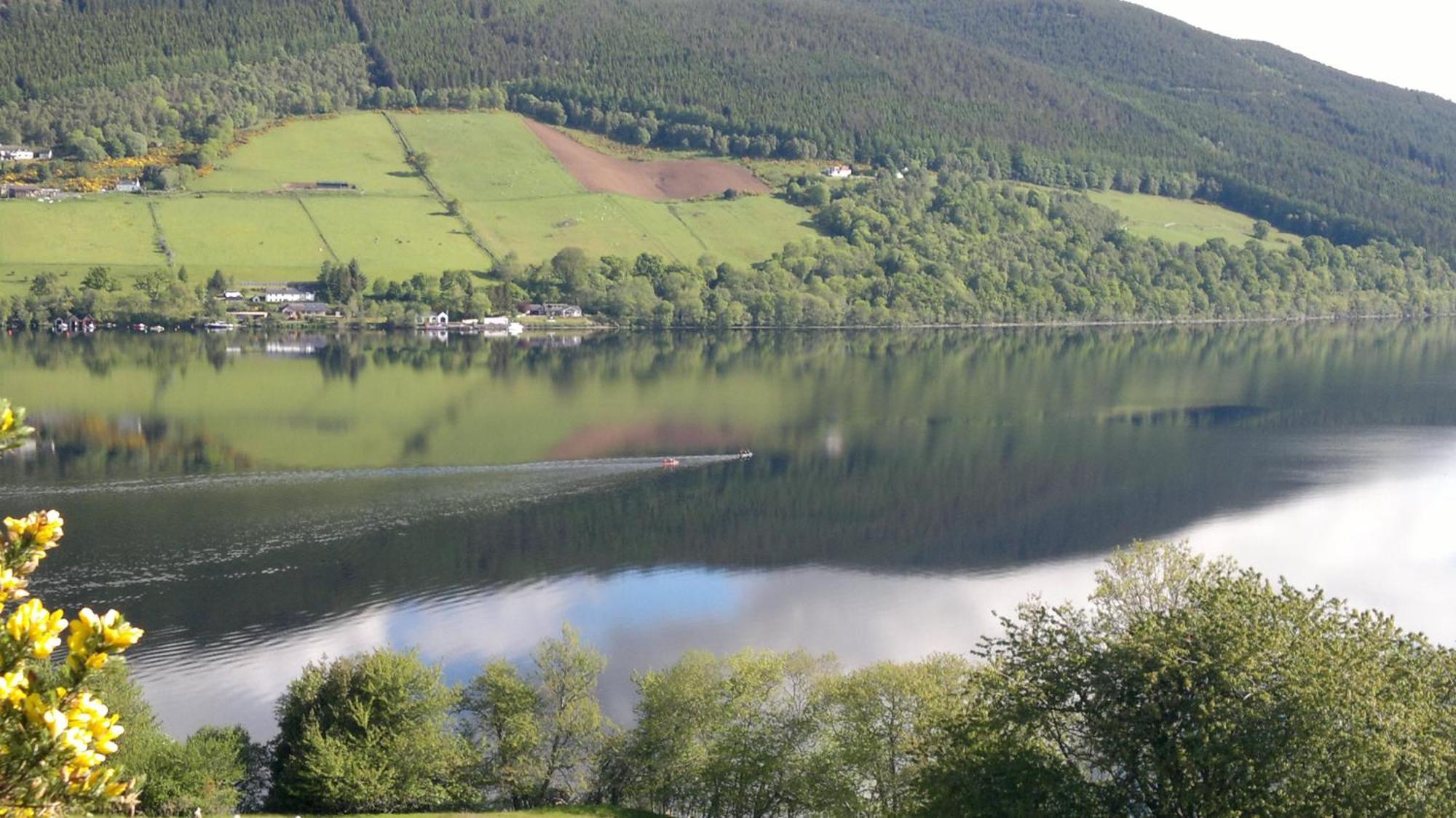 Clunebeg Lodge Drumnadrochit Bagian luar foto