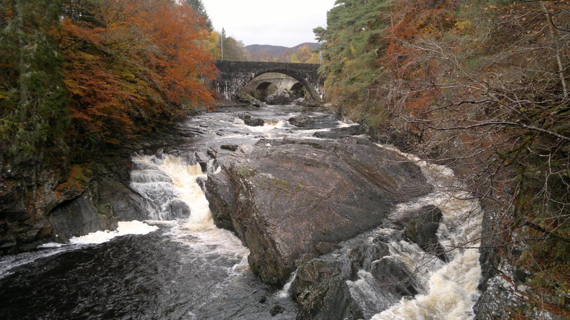 Clunebeg Lodge Drumnadrochit Bagian luar foto