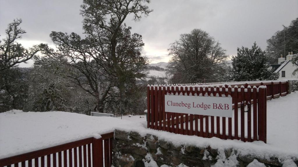 Clunebeg Lodge Drumnadrochit Bagian luar foto